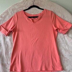 Ellen Tracy Coral Short Sleeve Top